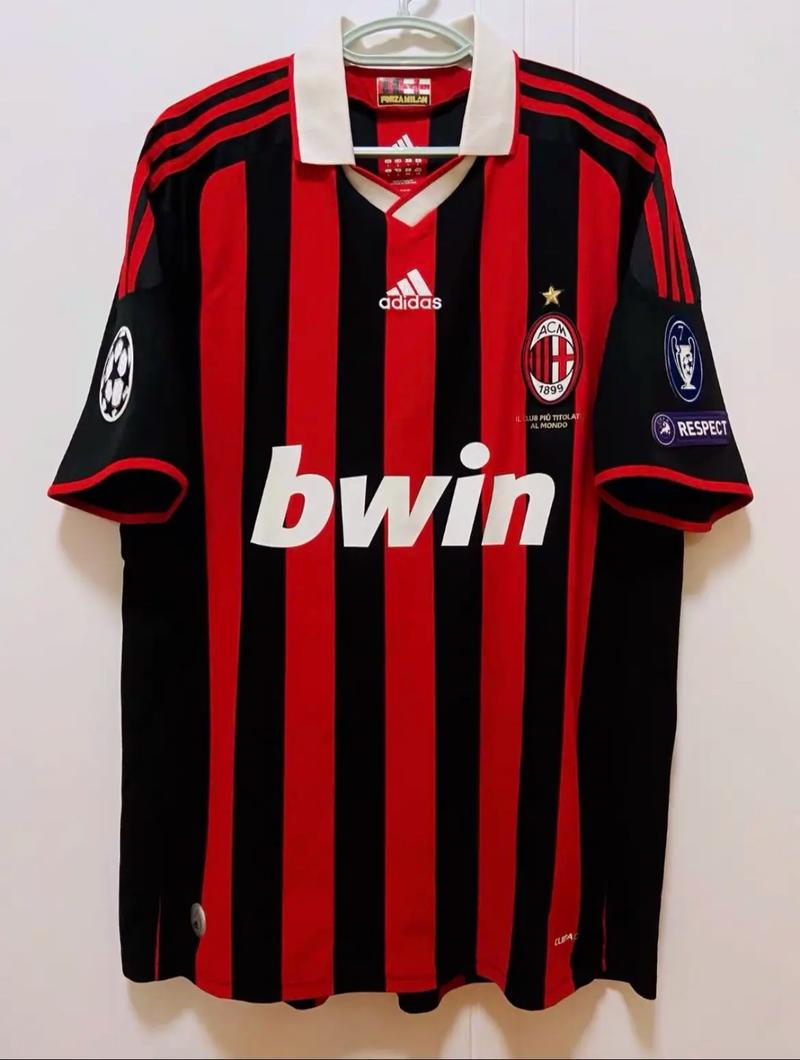 NBA杯半场：凯尔登13分，东契奇24分&詹姆斯12+8，马刺70-58领先湖人（NBA杯半场战报：凯尔登13分、东契奇24分、詹姆斯12+8，马刺70-58暂领先湖人）