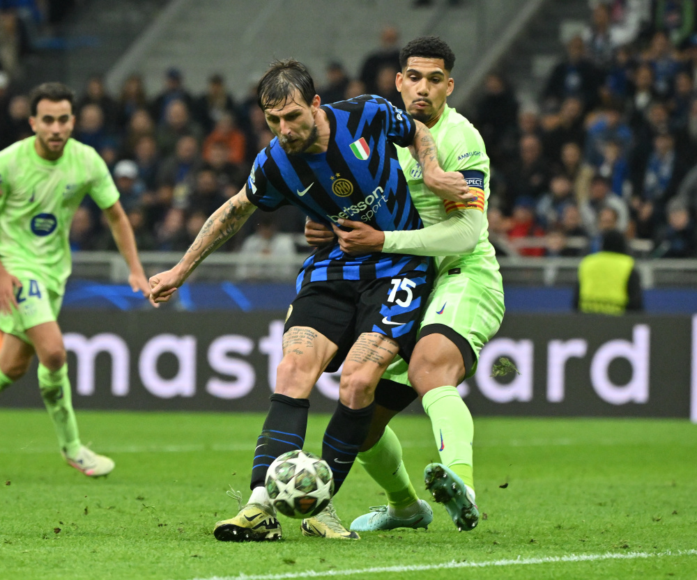 记者：卡瓦哈尔近日造访卡塔尔并非偶然，他明夏可能去那踢球（报道称卡瓦哈尔近日现身卡塔尔非巧合，明夏或转战当地联赛）