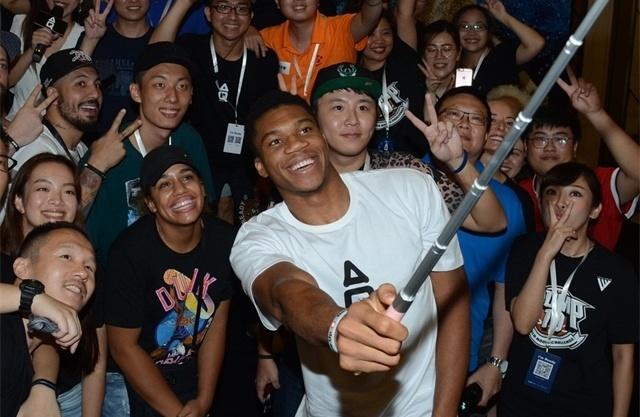 日职联收官战前瞻：京都不死鸟主场抢亚冠资格 神户胜利船携交锋优势来袭（J1联赛收官前瞻：京都不死鸟主场冲击亚冠席位，神户胜利船仗交锋优势来袭）