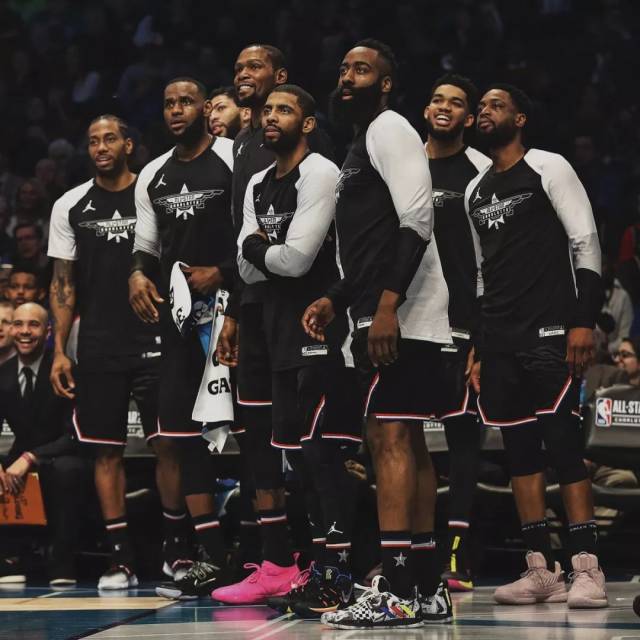 连续3场欧冠进球，17岁小将卡尔当选拜仁3-1葡体全场最佳（欧冠三连斩！17岁卡尔当选拜仁3-1葡体全场最佳）