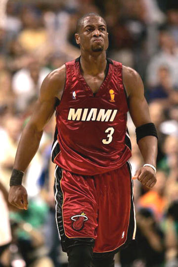 绿帽哥：利物浦高层与斯洛特今日开会，萨拉赫无缘下周欧冠名单（绿帽哥称：利物浦高层今与斯洛特会谈，萨拉赫不进下周欧冠大名单）