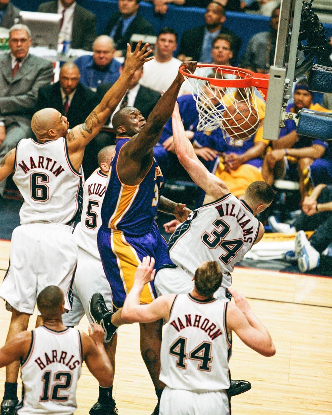 卡萨诺：国米对阵凯拉特表现自大，或者说意大利球队满足1-0（卡萨诺称国米战凯拉特显得傲慢，意大利球队往往只求1比0）