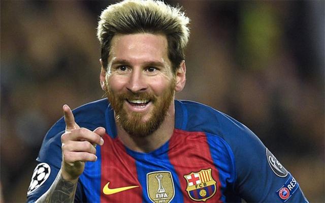 萨拉赫称俱乐部将其当替罪羊，新闻官反应愕然（萨拉赫称遭俱乐部当替罪羊，新闻官当场愕然）