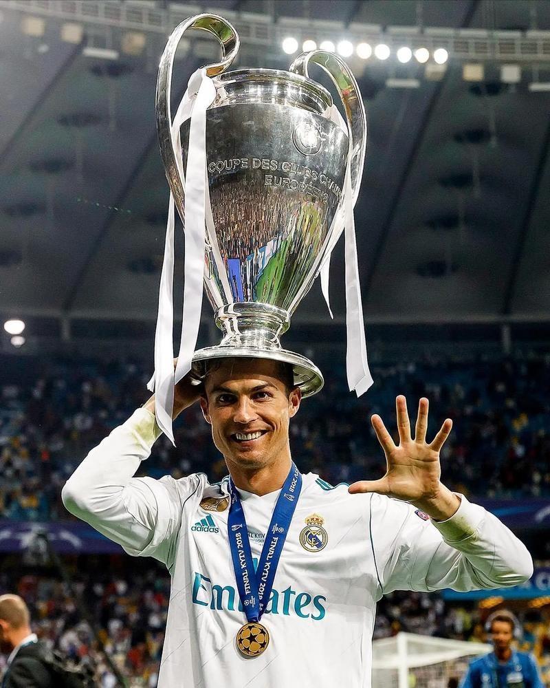 莫雷托：罗马已经问价科林蒂安前锋尤里-阿尔贝托（莫雷托：罗马已向科林蒂安询价前锋尤里-阿尔贝托）