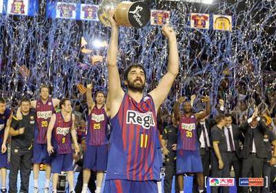 里德谈拜仁兴趣：队友会拿这事开玩笑，这不会分散我的注意力（里德谈拜仁传闻：队友拿来调侃，我的专注不受影响）