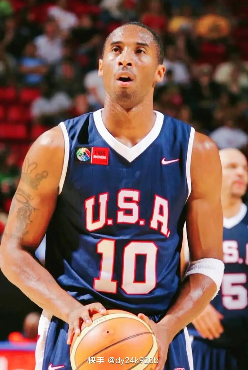 维蒂尼亚是第九位欧冠对英格兰球队戴帽球员，也是葡萄牙首人（维蒂尼亚成欧冠对英格兰队戴帽第9人，葡萄牙球员史上第一）