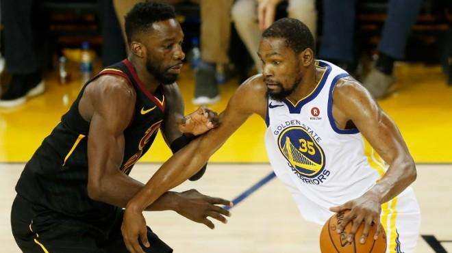 没有100%主力，看状态选人：安切洛蒂设定规则剑指世界杯冠军奖杯（不设绝对主力，凭状态用人：安切洛蒂立规直指世界杯冠军）