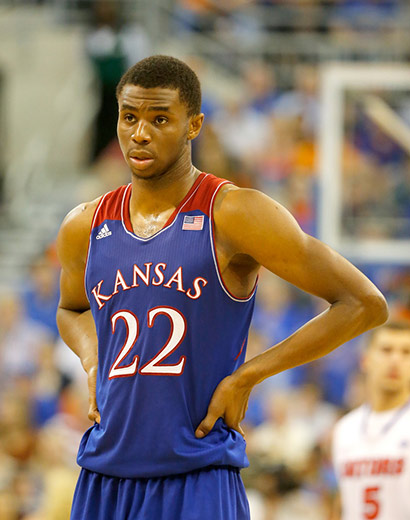 姆巴佩西甲第15轮狂轰3球，助皇马3-0胜毕巴，状态惊人，成为当世足坛第一人。（西甲第15轮，姆巴佩帽子戏法助皇马3-0毕巴，状态惊艳，直指当今足坛第一人）