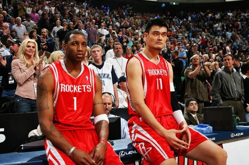 才26岁啊！东契奇生涯第194场30+5+5 超字母哥 历史第5多（仅26岁，东契奇已完成第194场30+5+5，超越字母哥跻身历史第五）