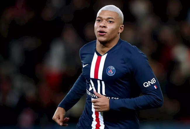 重庆铜梁龙冲超成功，重庆足球时隔4个赛季重返中超（重庆铜梁龙完成升超，重庆足球时隔四个赛季重回顶级联赛）