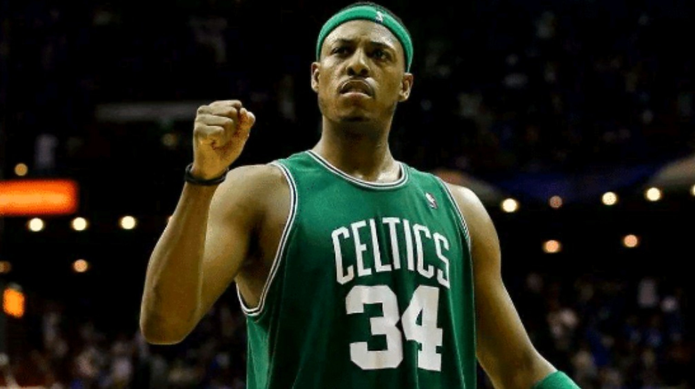 美媒：保罗不太可能签约其他球队，他在更衣室的影响力太大了（美媒：保罗大概率不会转投他队，其更衣室号召力难以替代）