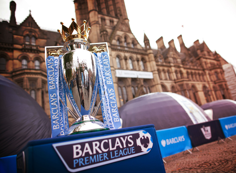 格纳布里传射建功助拜仁3比1胜葡萄牙体育（格纳布里传射发威，拜仁3-1击败葡萄牙体育）