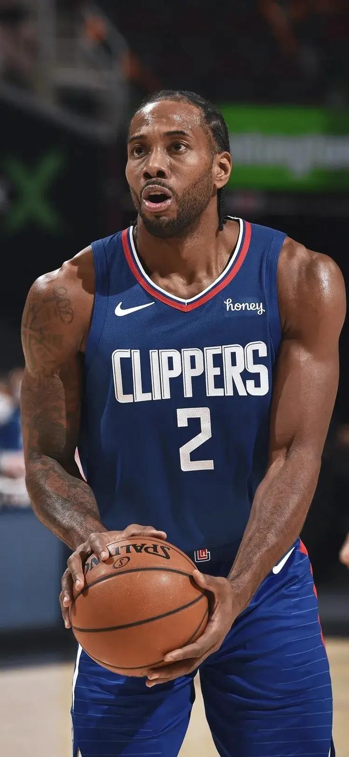 Marc Stein：弗拉格将出战今日对阵鹈鹕的比赛（据Marc Stein报道，弗拉格今日对阵鹈鹕将上场）