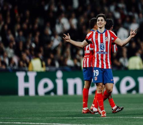 重创！皇马悍将伤缺两月 巴尔韦德或被迫改踢右后卫（噩耗！皇马大将伤停两个月 巴尔韦德或客串右后卫）