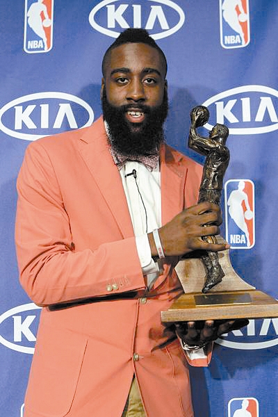 弗法纳：埃斯特旺还很年轻，但他非常出色，天赋惊人（弗法纳：埃斯特旺年少却实力非凡，天赋异禀）