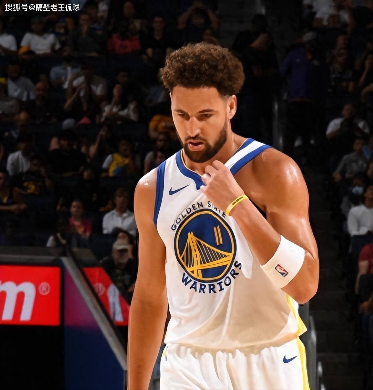 再换一个角度看看浩克的任意球！（换个视角再看浩克的任意球！）